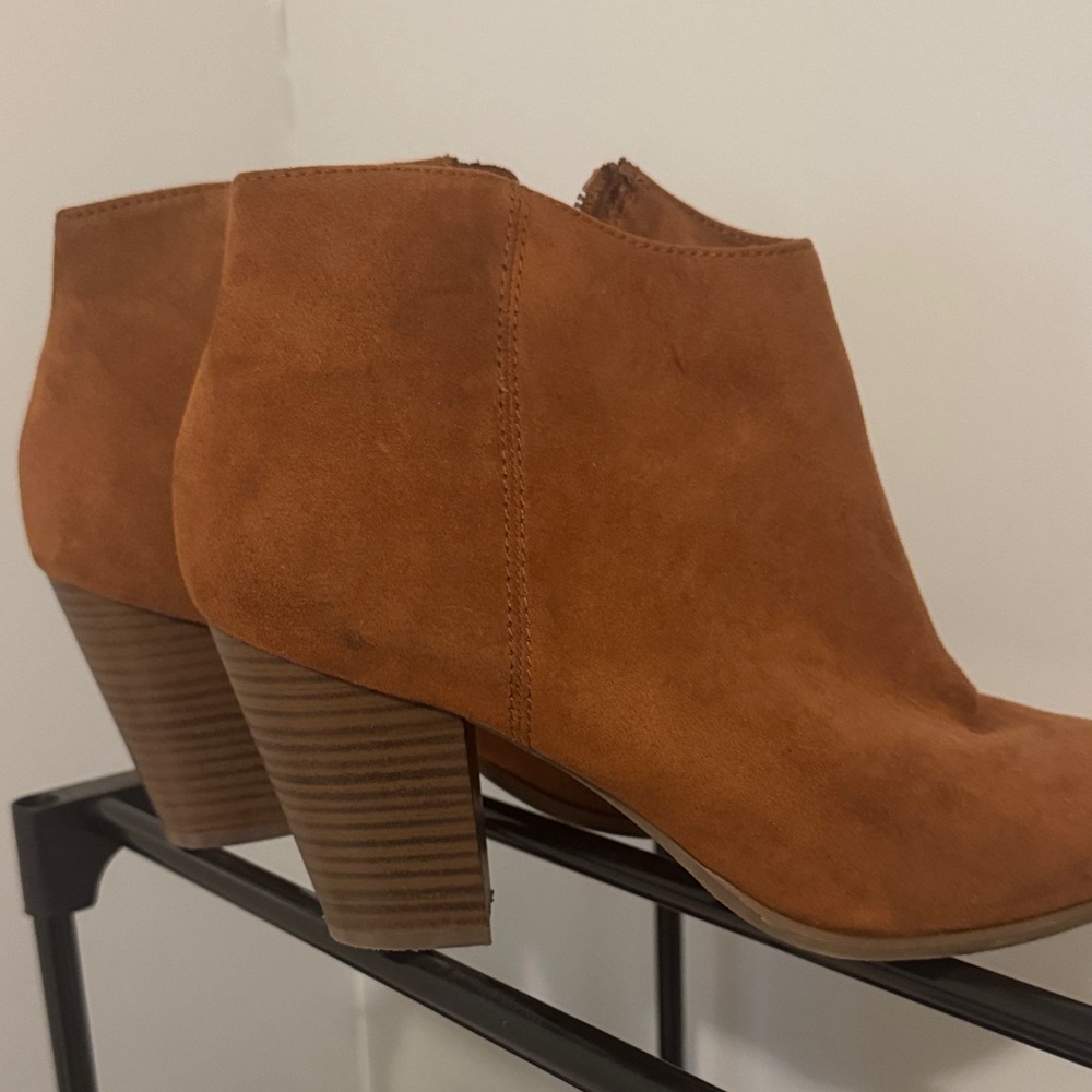 Old Navy Tan Suede Stacked Heel Ankle Booties